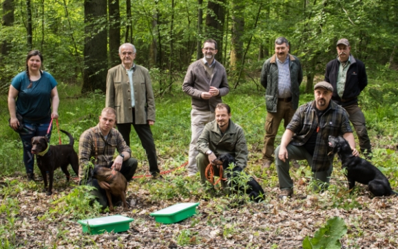 Bild 2ter Lehrgang für Kadaversuchhunde